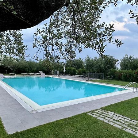 Villa Athena Charme 마네르바 델 가르다 외부 사진
