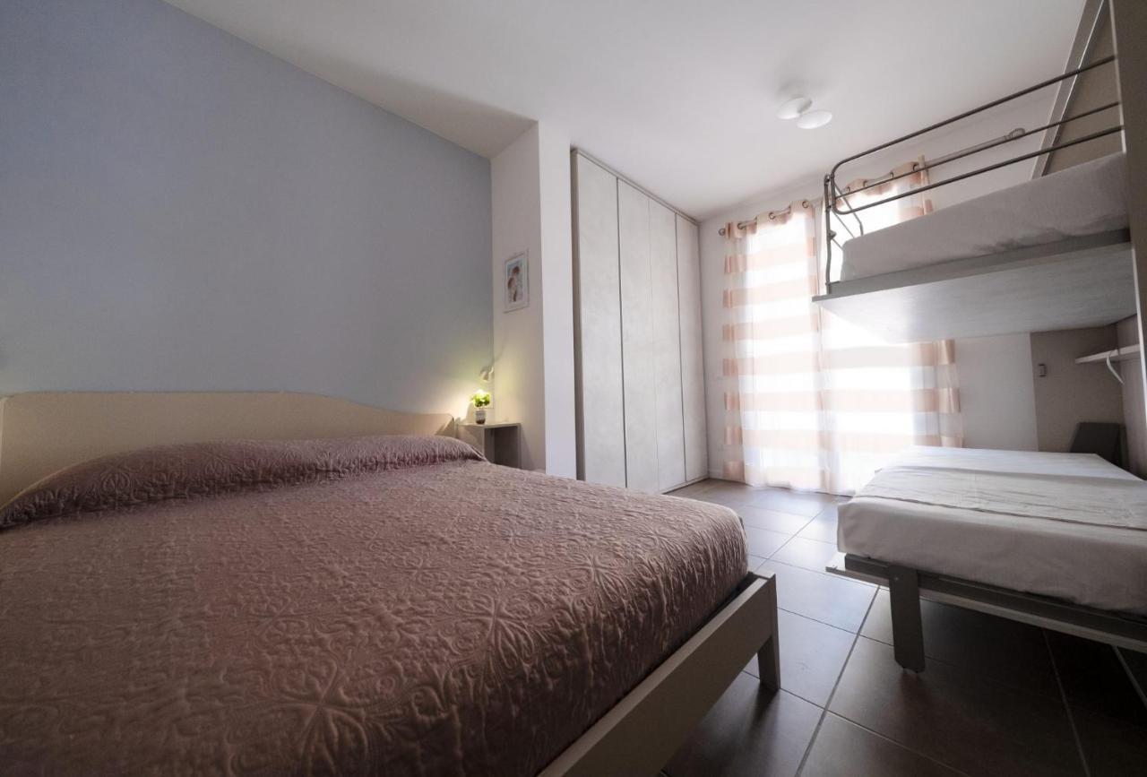 Villa Athena Charme 마네르바 델 가르다 외부 사진